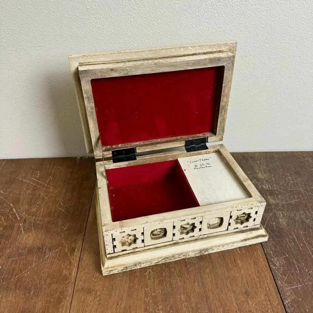Vintage JAPAN Intricate Wood inlay pattern Jewelry‎ Music Box Velvet lined